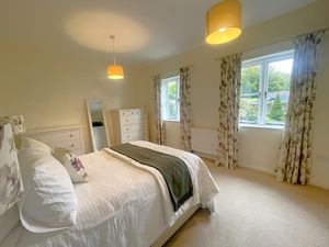 Photo 17- click for photo gallery